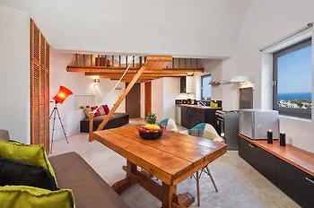 Old Apartment *